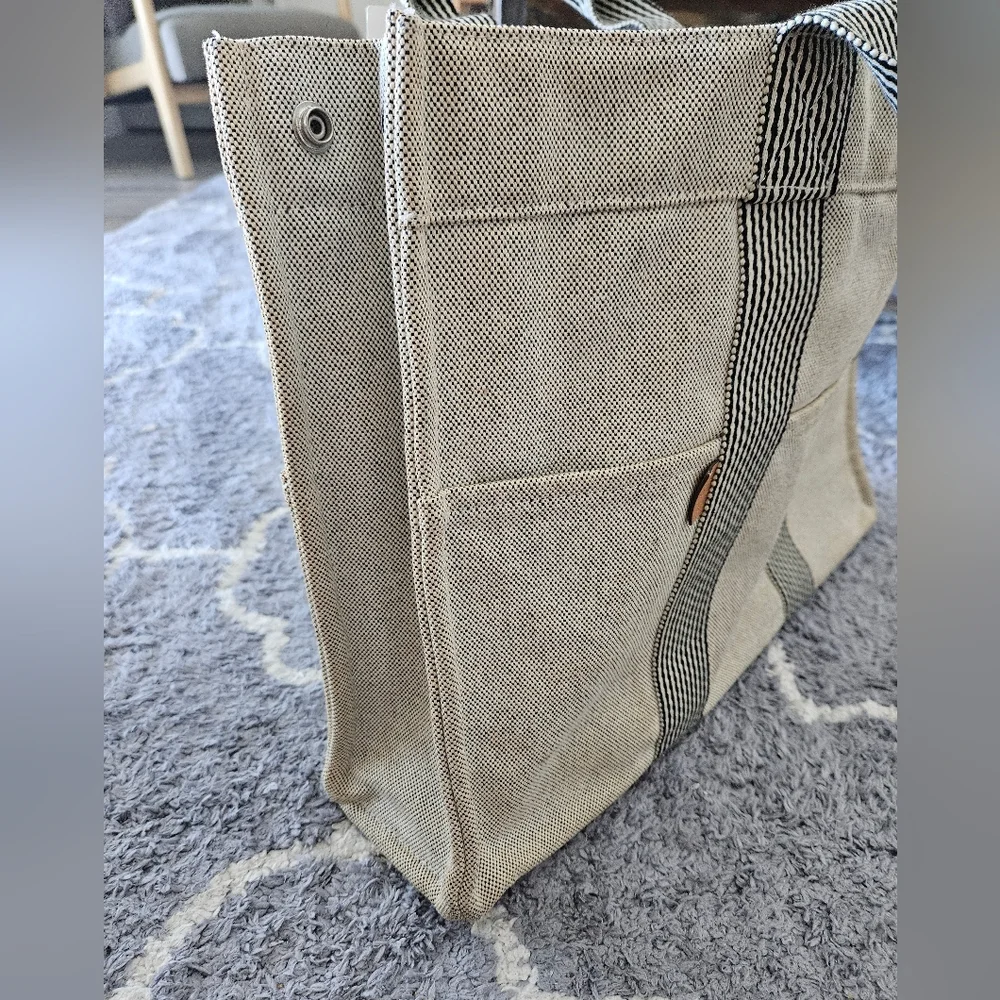 Hermes Canvas Tote Bag - Picture 9 of 9